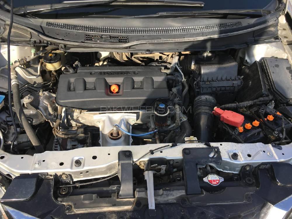 Honda Civic 2016 for Sale in Hyderabad Honda Civic 2016 for Sale in Hyderabad Image-9