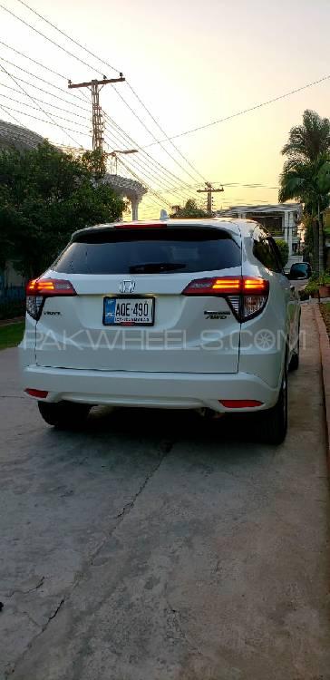 Honda Vezel 2014 for Sale in Faisalabad Honda Vezel 2014 for Sale in Faisalabad Image-10