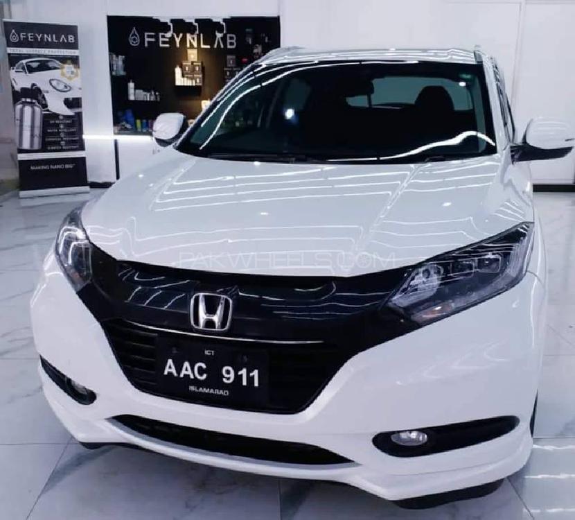 Honda Vezel 2015 for Sale in Peshawar Honda Vezel 2015 for Sale in Peshawar Image-3