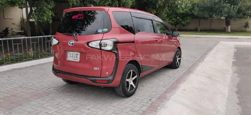 Toyota Sienta 2016 for Sale in Islamabad Toyota Sienta 2016 for Sale in Islamabad Image-11