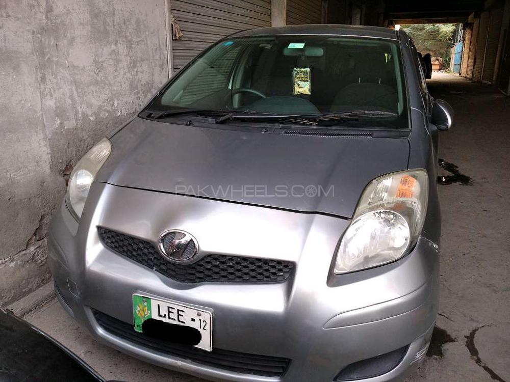 Toyota Vitz 2007 for Sale in Lahore Image-1