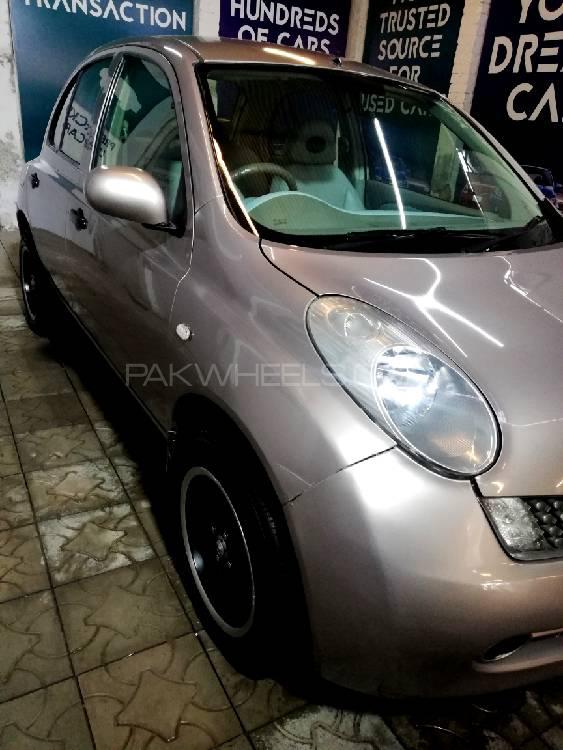 Nissan March 2006 for Sale in Lahore Nissan March 2006 for Sale in Lahore Image-2