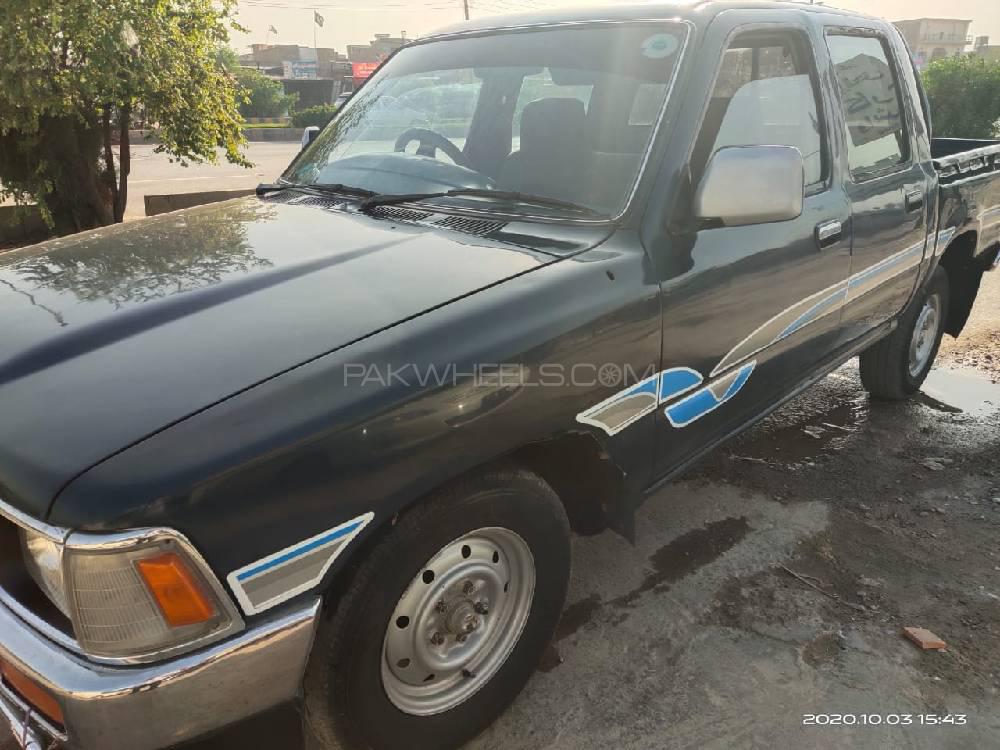 Toyota Pickup 1992 for Sale in Peshawar Toyota Pickup 1992 for Sale in Peshawar Image-3