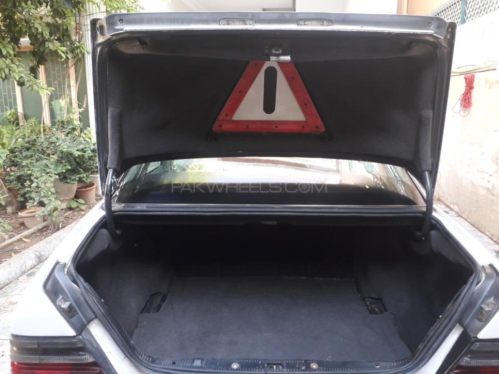 Mercedes Benz 200 D 1990 for Sale in Rawalpindi Mercedes Benz 200 D 1990 for Sale in Rawalpindi Image-17