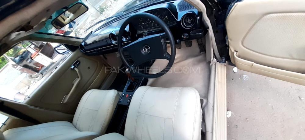 Mercedes Benz Other 1979 for Sale in Karachi Mercedes Benz Other 1979 for Sale in Karachi Image-8