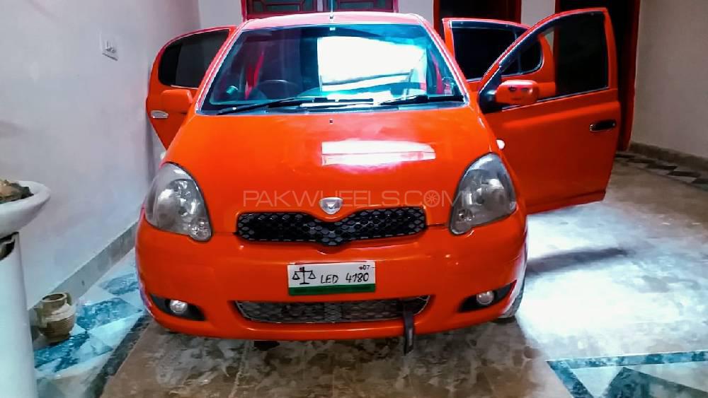 Toyota Vitz 2003 for Sale in Peshawar Image-1