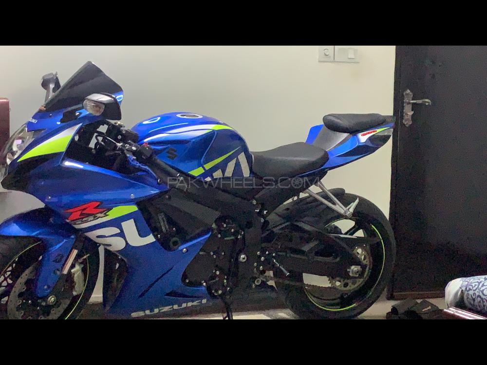 Used Suzuki Gsx R600 15 Bike For Sale In Lahore Pakwheels