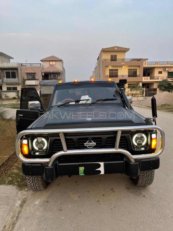 Nissan Patrol - 1991 Black Beauty Nissan Patrol - 1991 Black Beauty Image-2