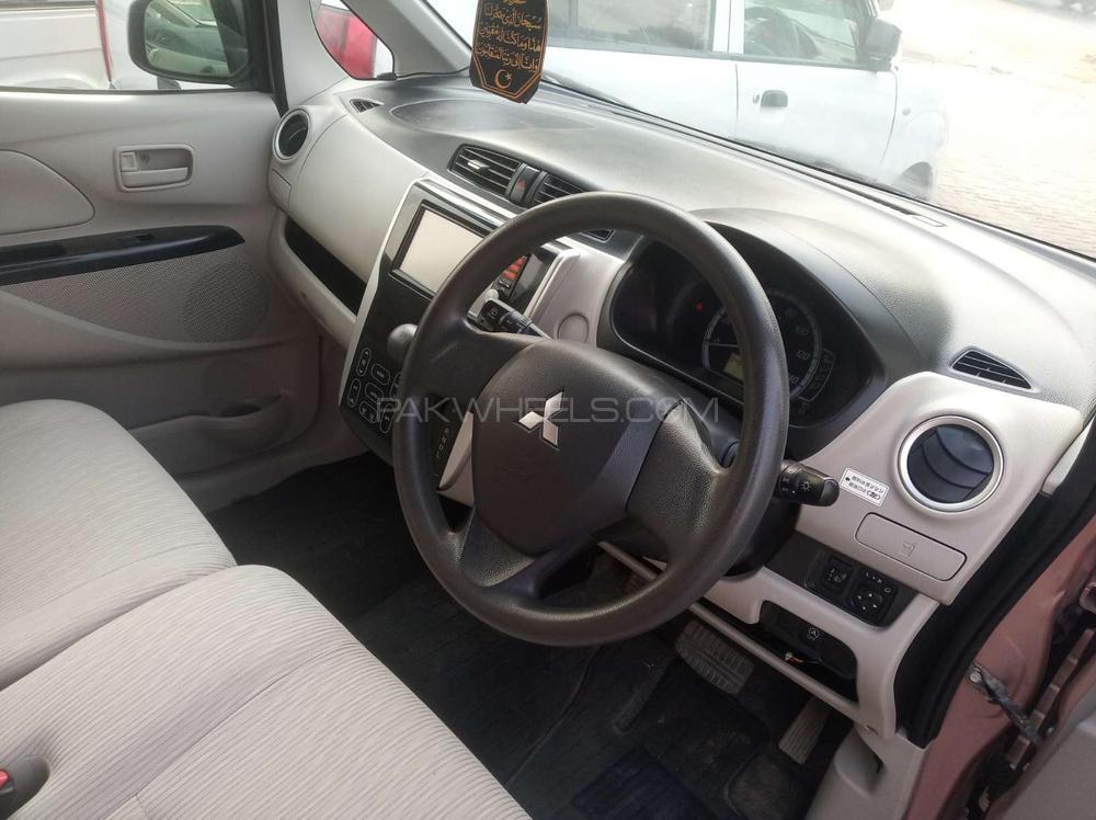 Mitsubishi Ek Wagon 2013 for Sale in Gujranwala Mitsubishi Ek Wagon 2013 for Sale in Gujranwala Image-3