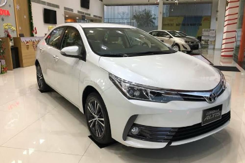Toyota Corolla 2020 for Sale in Karachi Image-1
