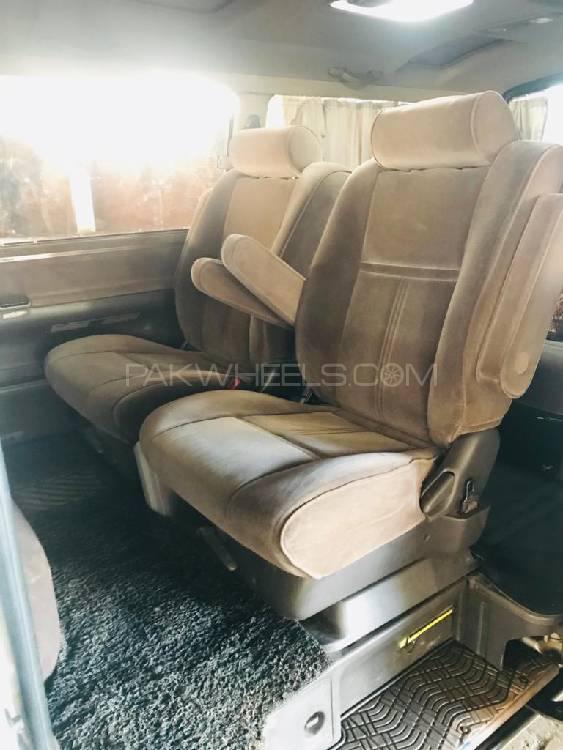 Toyota Hiace 2001 for Sale in Lahore Image-1