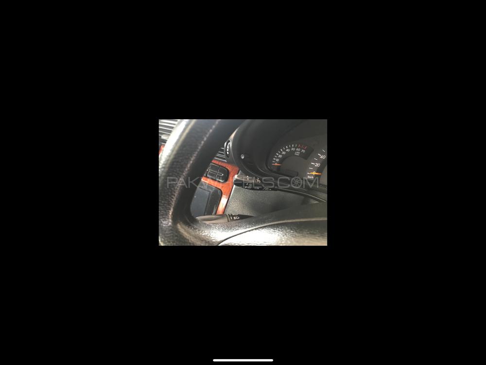 Mercedes Benz C Class 2002 for Sale in Peshawar Mercedes Benz C Class 2002 for Sale in Peshawar Image-13