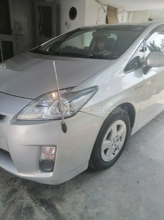 Toyota Prius 2010 for Sale in Peshawar Image-1