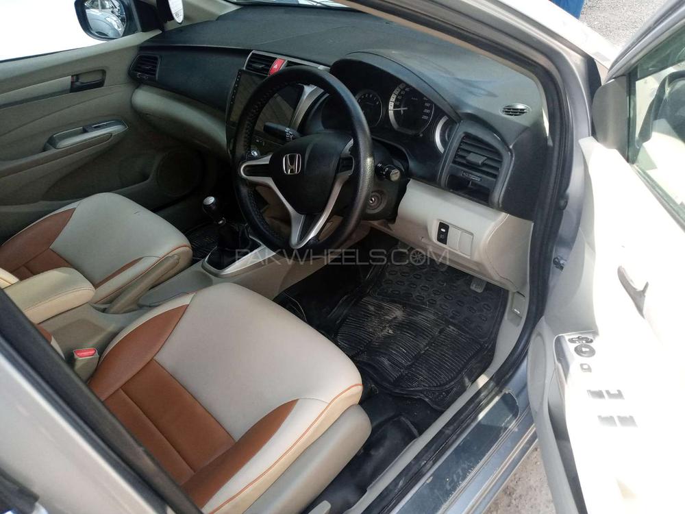 ہونڈا سٹی 2018 for Sale in ملتان ہونڈا سٹی 2018 for Sale in ملتان Image-8