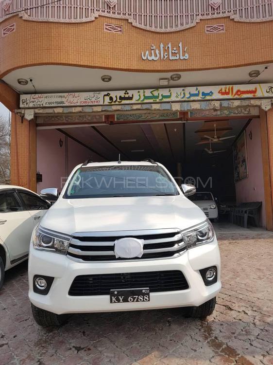 Toyota Hilux 2019 for Sale in Layyah Image-1