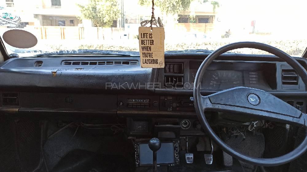 Daihatsu Charade 1982 for Sale in Rawalpindi Daihatsu Charade 1982 for Sale in Rawalpindi Image-5