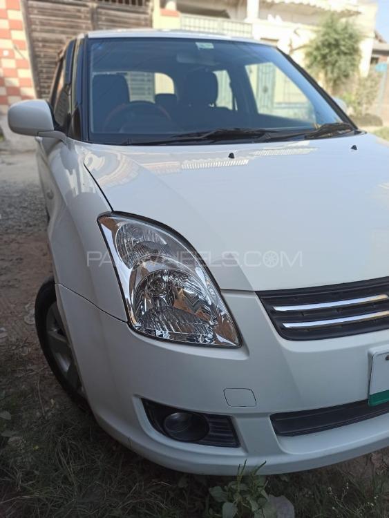 Suzuki Swift 2015 for Sale in Peshawar Image-1