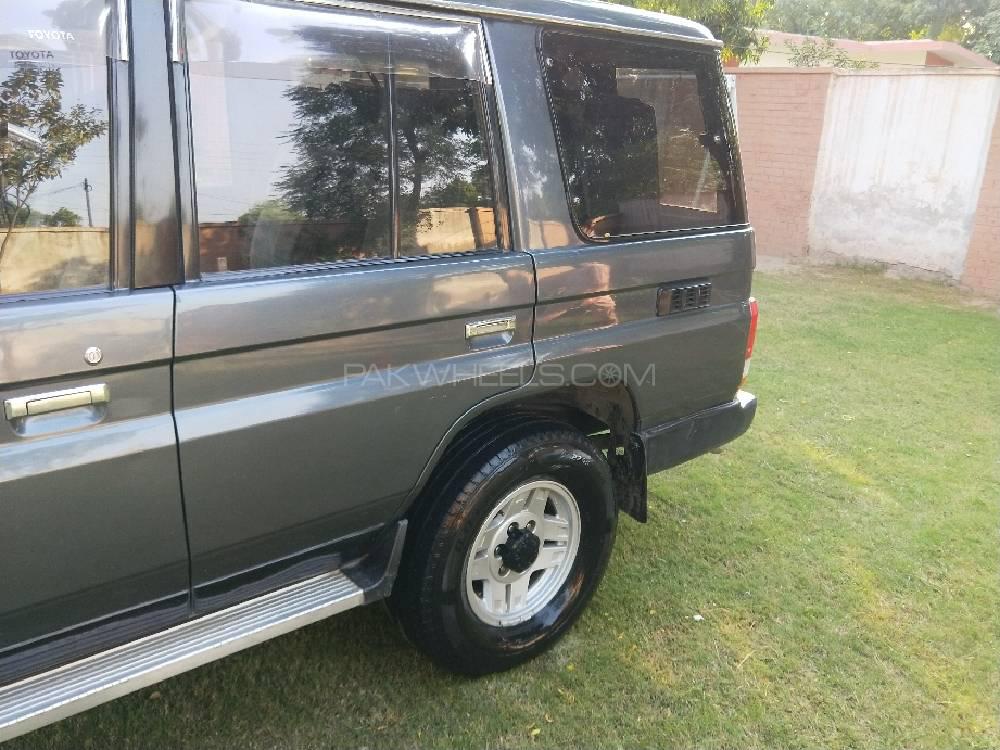 Toyota Prado 1991 for Sale in Multan Toyota Prado 1991 for Sale in Multan Image-17