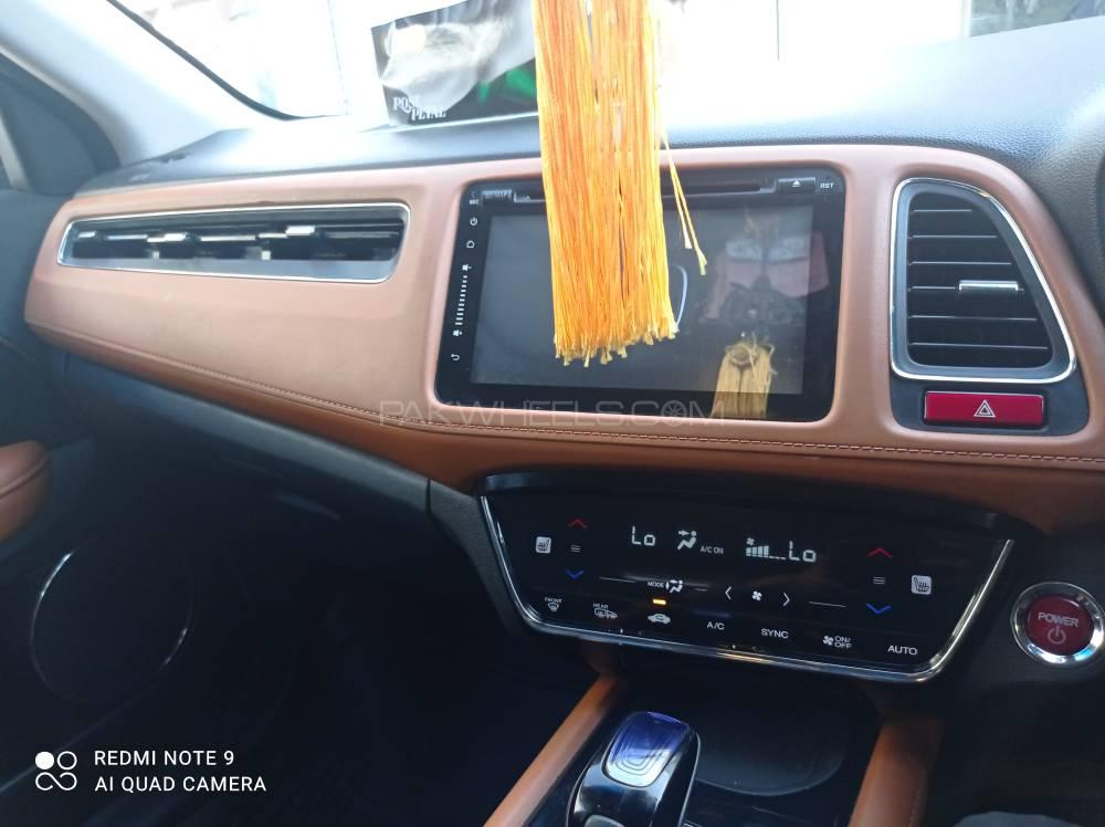 Honda Vezel 2015 for Sale in Rawalpindi Honda Vezel 2015 for Sale in Rawalpindi Image-9