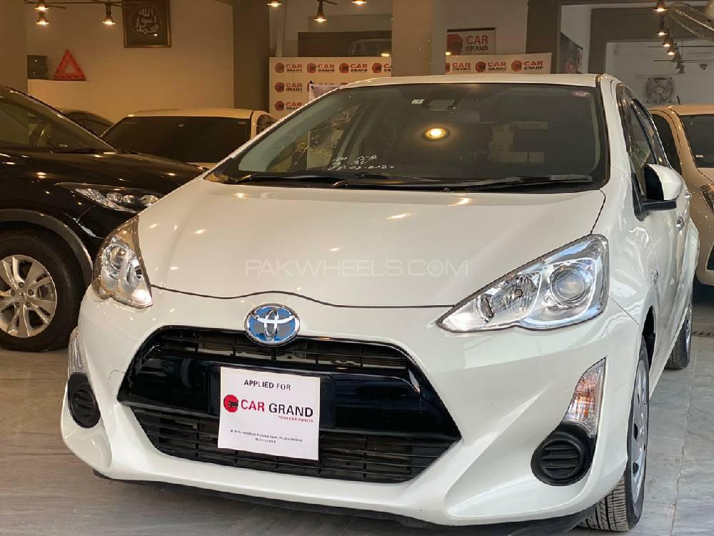 Toyota Aqua 2017 for Sale in Peshawar Toyota Aqua 2017 for Sale in Peshawar Image-3