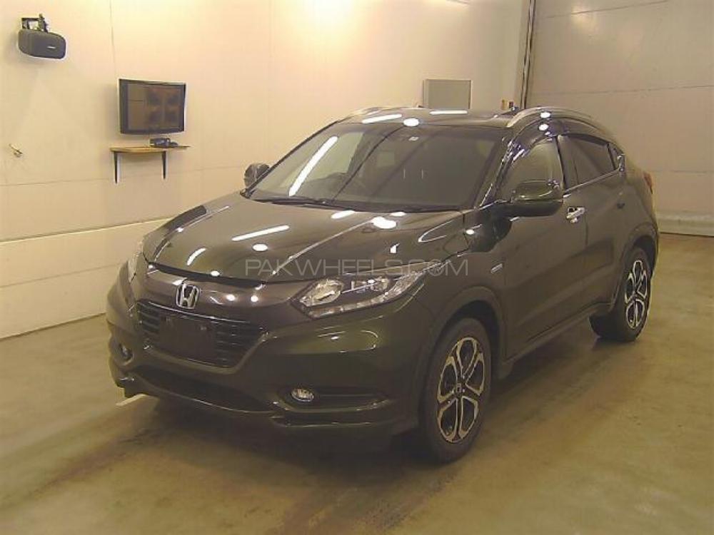 Honda Vezel 2016 for Sale in Karachi Image-1