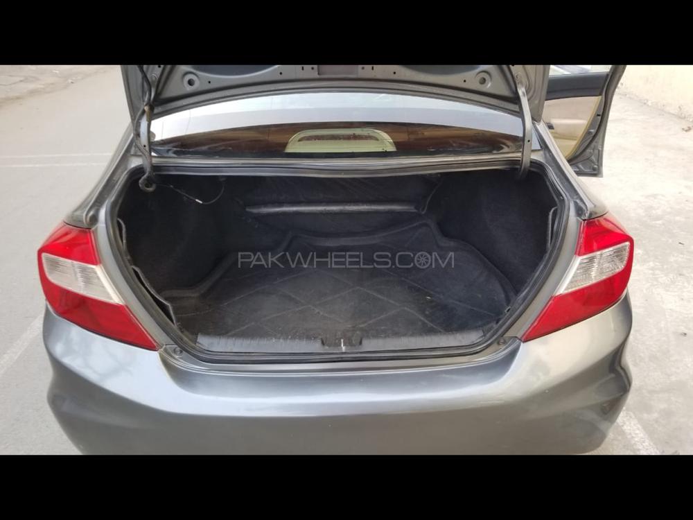 Honda Civic 2014 for Sale in Lahore Honda Civic 2014 for Sale in Lahore Image-17