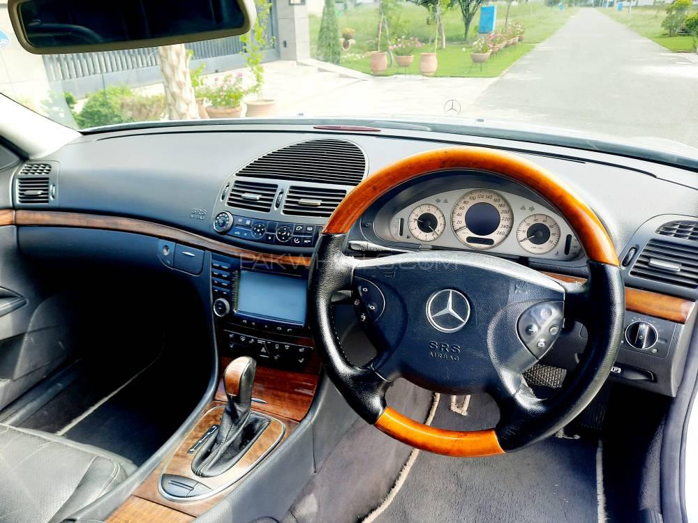 Mercedes Benz E Class 2003 for Sale in Lahore Mercedes Benz E Class 2003 for Sale in Lahore Image-8