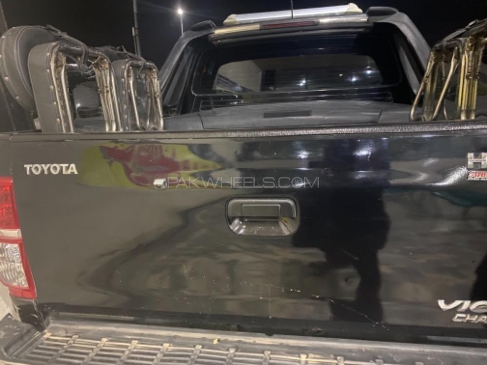 Toyota Hilux 2013 for Sale in Gujranwala Toyota Hilux 2013 for Sale in Gujranwala Image-13