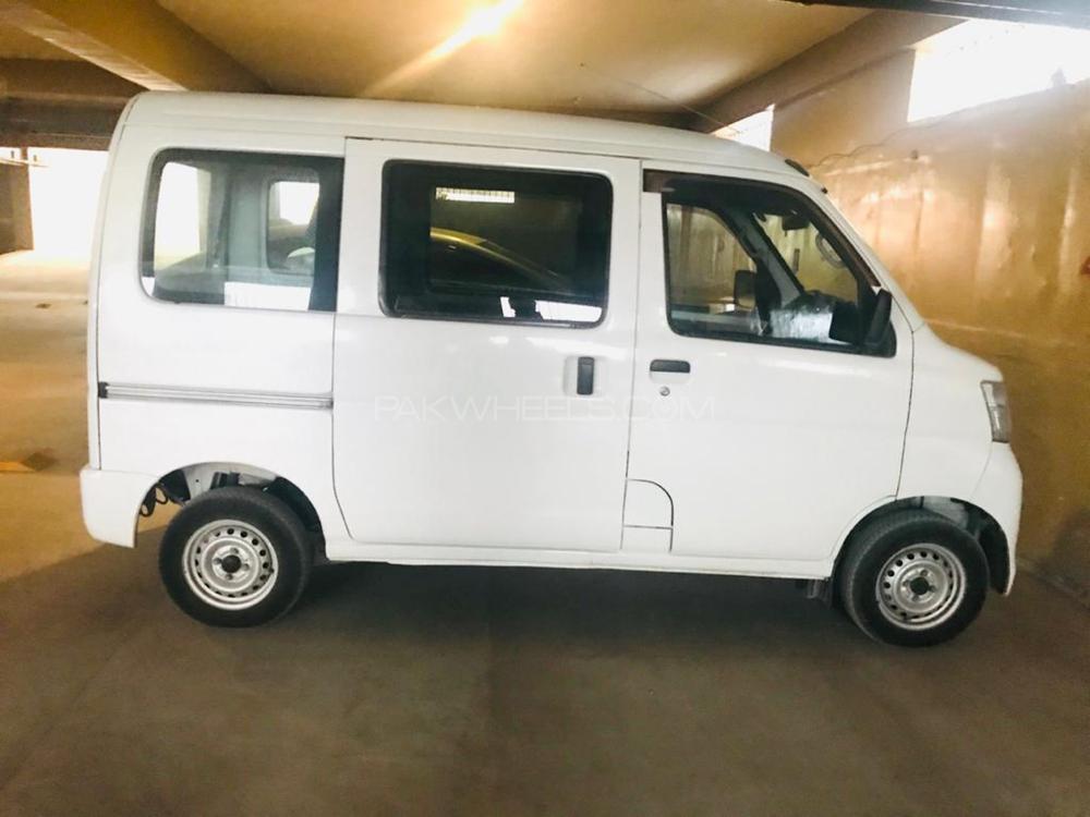 Daihatsu Hijet 2015 for Sale in Rawalpindi Daihatsu Hijet 2015 for Sale in Rawalpindi Image-3