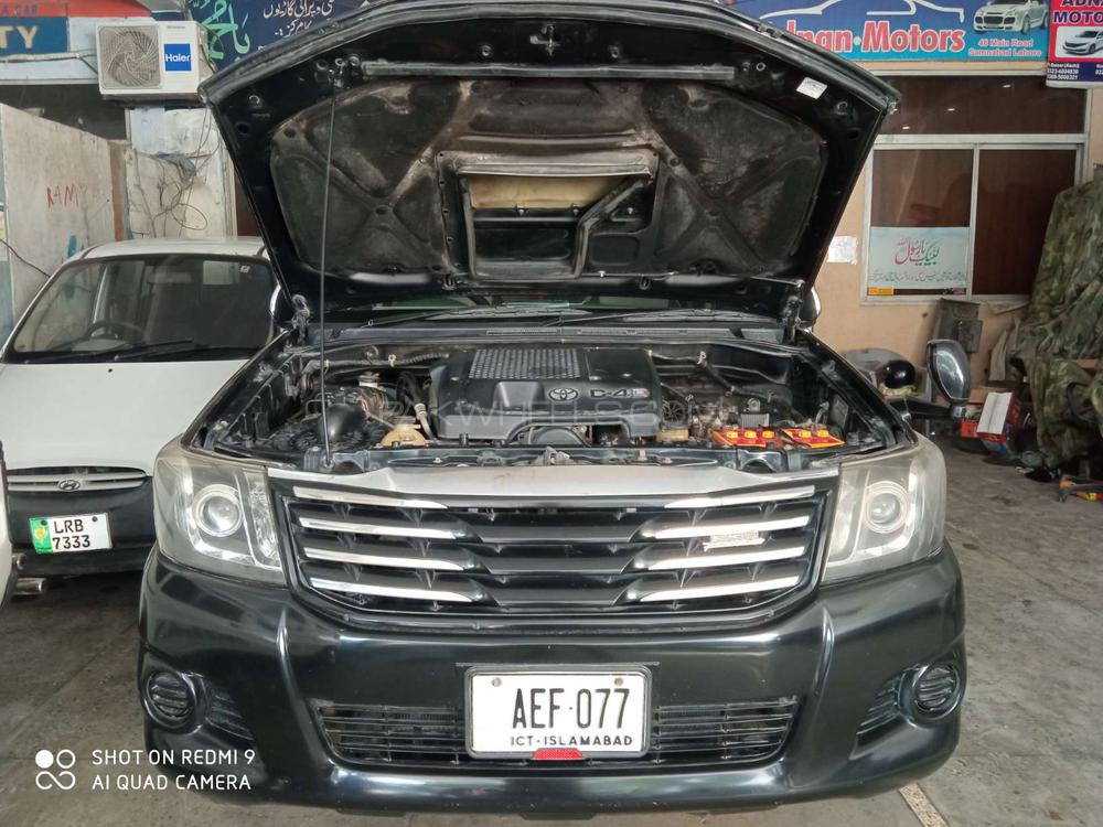 Toyota Hilux 2011 for Sale in Lahore Image-1