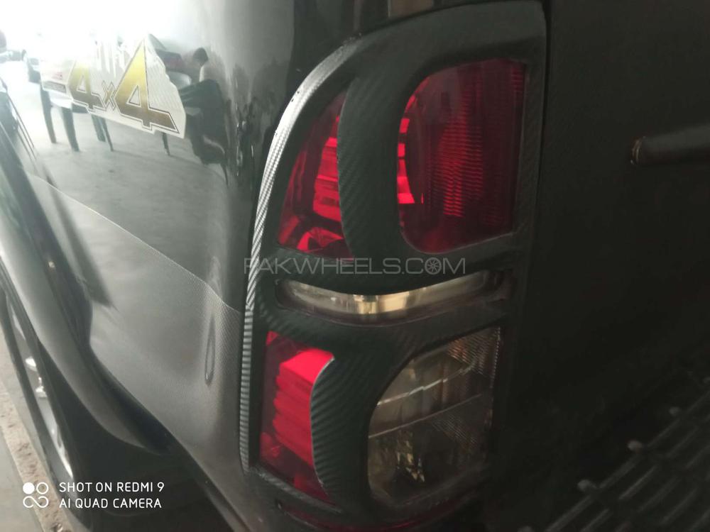 Toyota Hilux 2011 for Sale in Lahore Toyota Hilux 2011 for Sale in Lahore Image-9