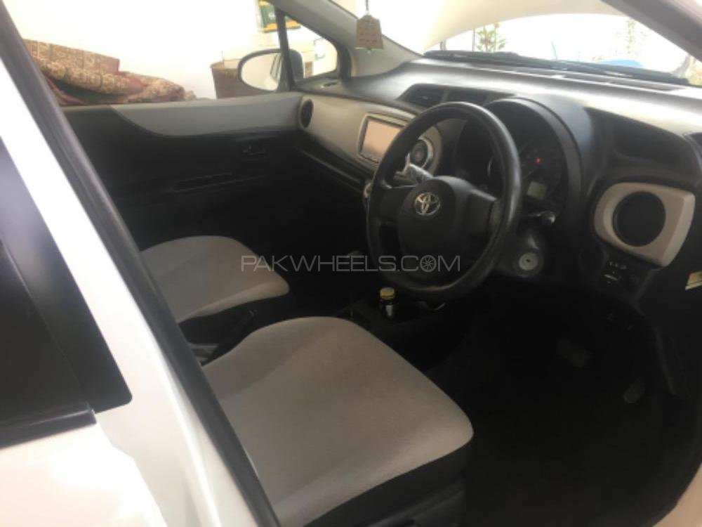 Toyota Vitz 2012 for Sale in Sahiwal Toyota Vitz 2012 for Sale in Sahiwal Image-5