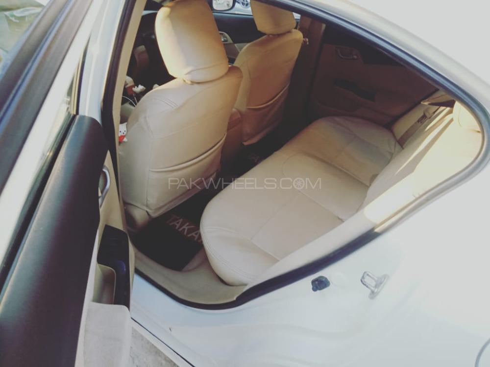 Honda Civic 2013 for Sale in Multan Honda Civic 2013 for Sale in Multan Image-5