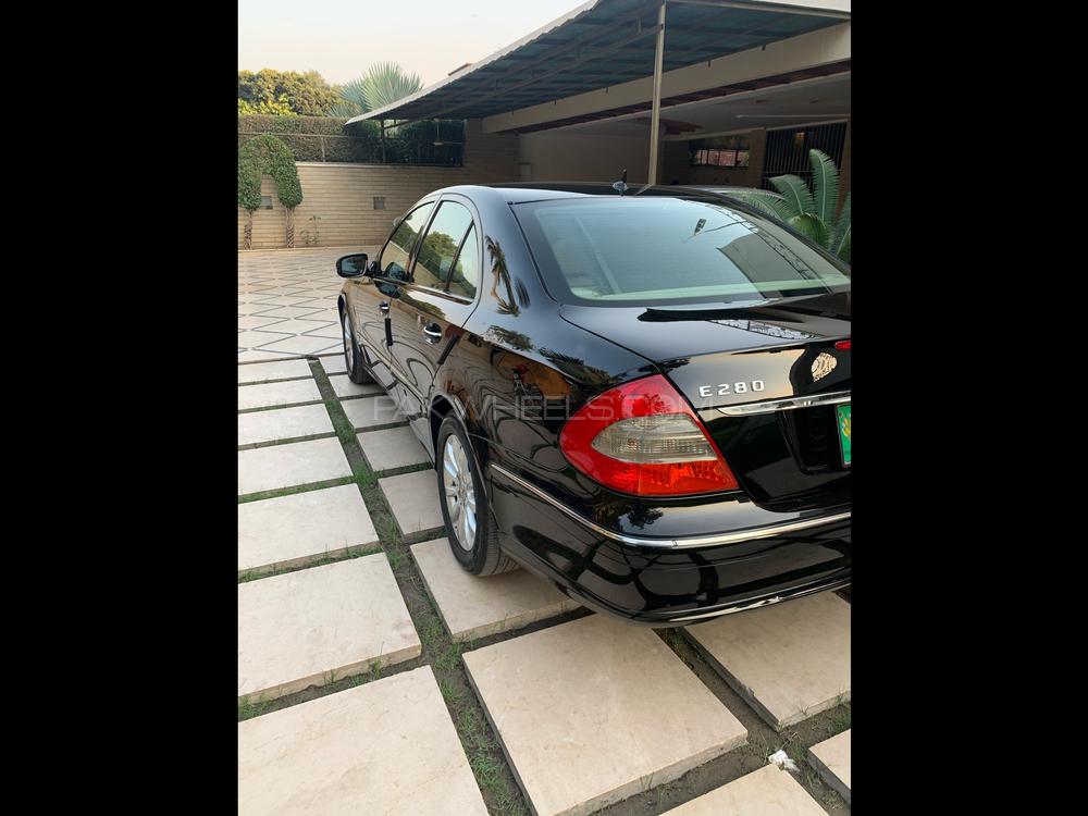 Mercedes Benz E Class 2006 for Sale in Lahore Mercedes Benz E Class 2006 for Sale in Lahore Image-5