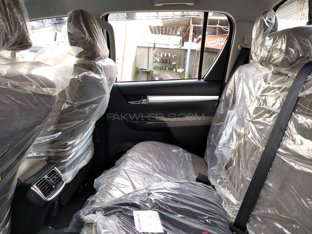 Toyota Hilux 2020 for Sale in Lahore Toyota Hilux 2020 for Sale in Lahore Image-7