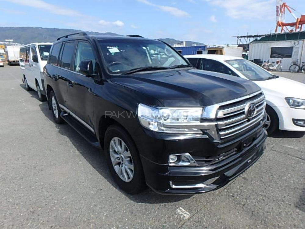 Toyota Land Cruiser 2016 for Sale in Lahore Toyota Land Cruiser 2016 for Sale in Lahore Image-2