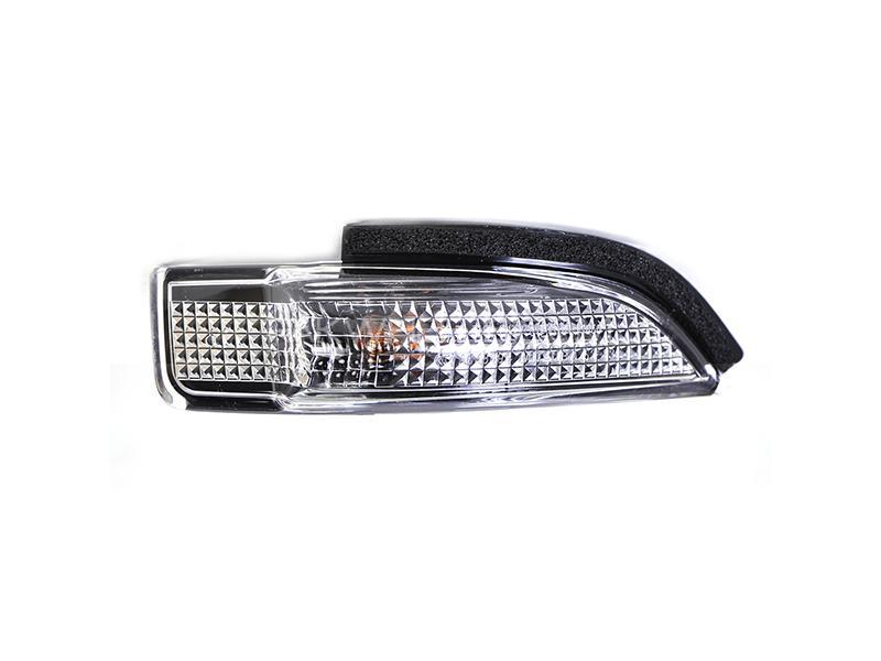 Toyota Aqua 2012-2020 Side Mirror Light RH Image-1