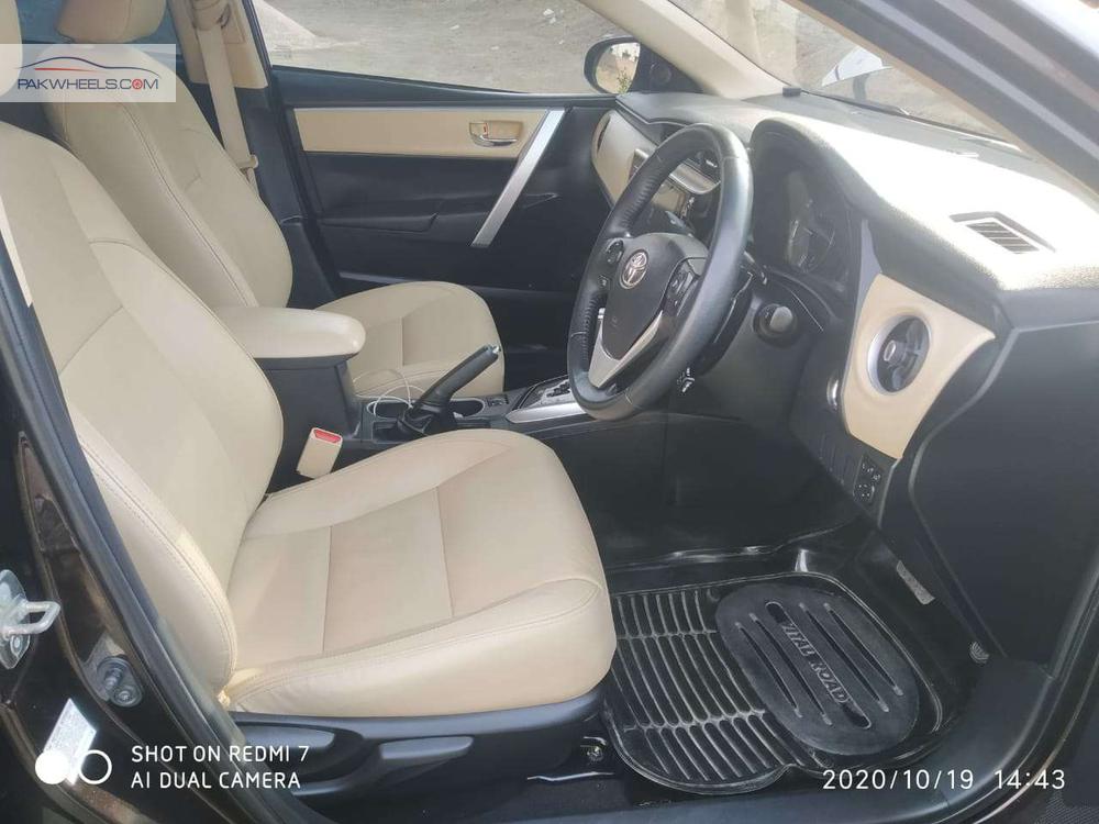 Toyota Corolla 2018 for Sale in Lahore Toyota Corolla 2018 for Sale in Lahore Image-13