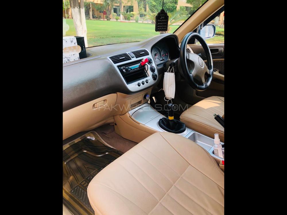 Honda Civic 2004 for Sale in Sialkot Honda Civic 2004 for Sale in Sialkot Image-9