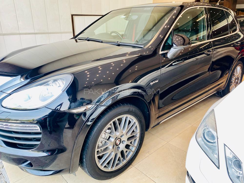 Porsche Cayenne 2013 for Sale in Lahore Porsche Cayenne 2013 for Sale in Lahore Image-3