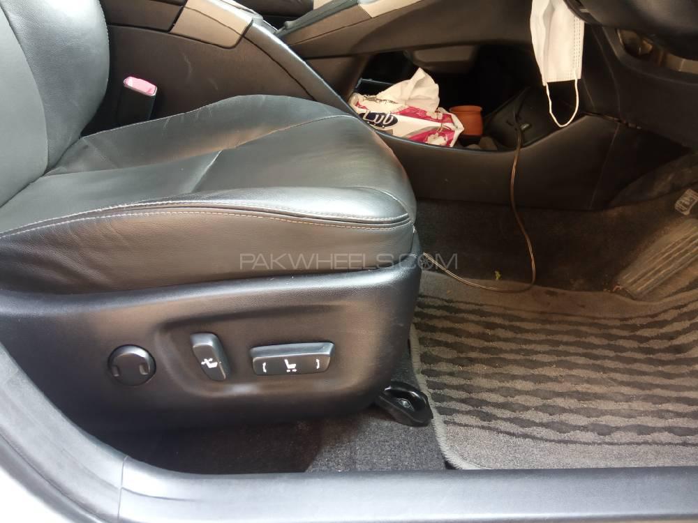 Toyota Prius 2013 for Sale in Sialkot Toyota Prius 2013 for Sale in Sialkot Image-3