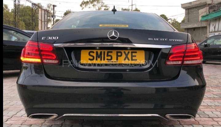 Mercedes Benz E Class 2015 for Sale in Lahore Mercedes Benz E Class 2015 for Sale in Lahore Image-17