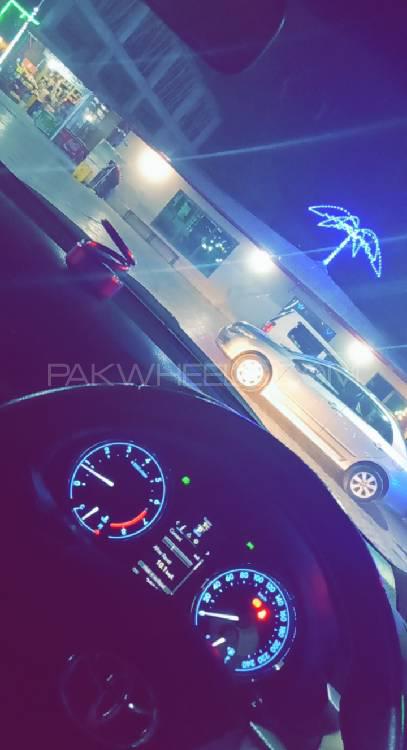 Toyota Corolla 2017 for Sale in Peshawar Image-1
