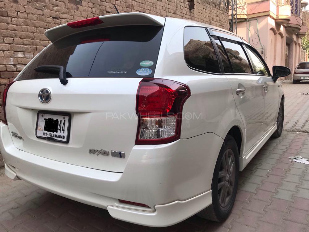 Toyota Corolla Axio 2014 for Sale in Peshawar Toyota Corolla Axio 2014 for Sale in Peshawar Image-3