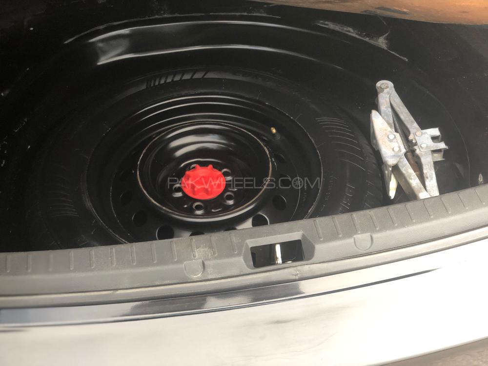 Toyota Corolla 2013 for Sale in Peshawar Toyota Corolla 2013 for Sale in Peshawar Image-5