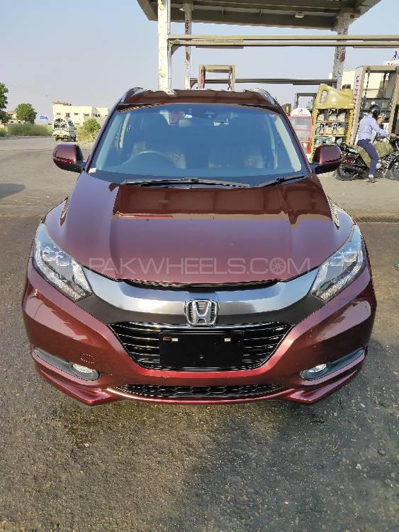 Honda Vezel 2015 for Sale in Karachi Image-1