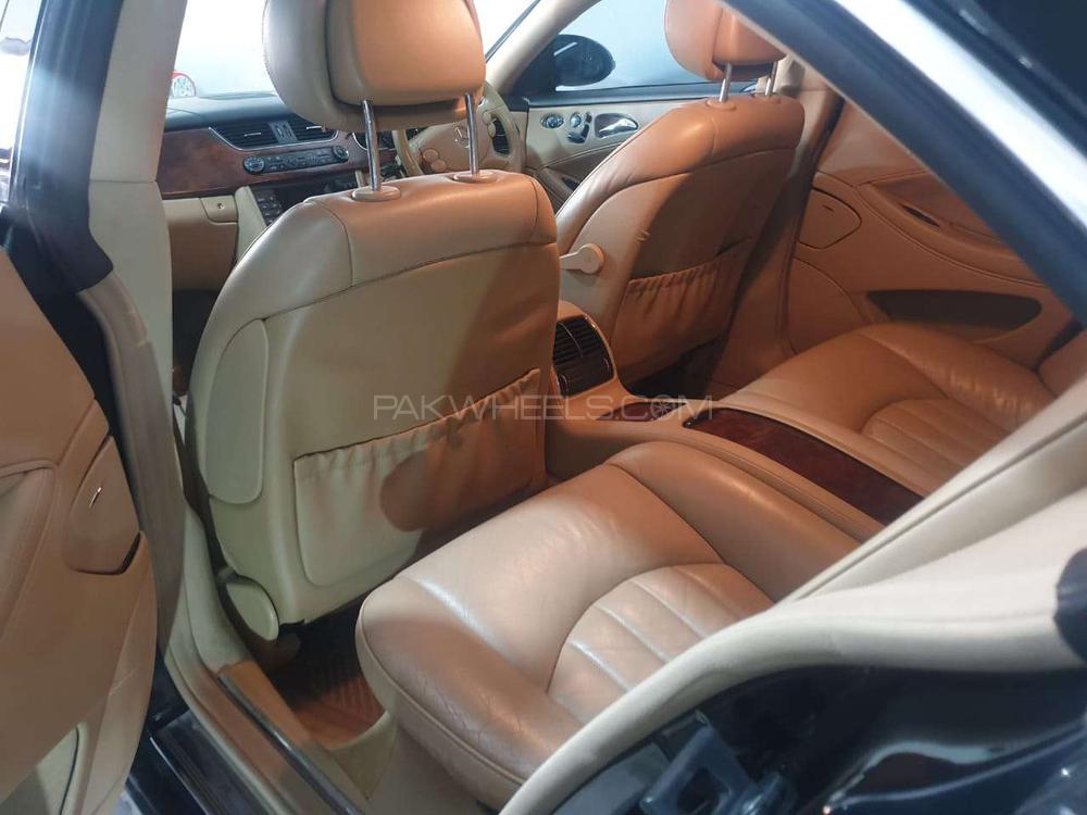 Mercedes Benz CLS Class 2005 for Sale in Lahore Mercedes Benz CLS Class 2005 for Sale in Lahore Image-8