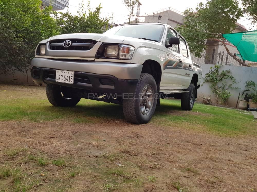 Toyota Hilux 2002 for Sale in Lahore Toyota Hilux 2002 for Sale in Lahore Image-3