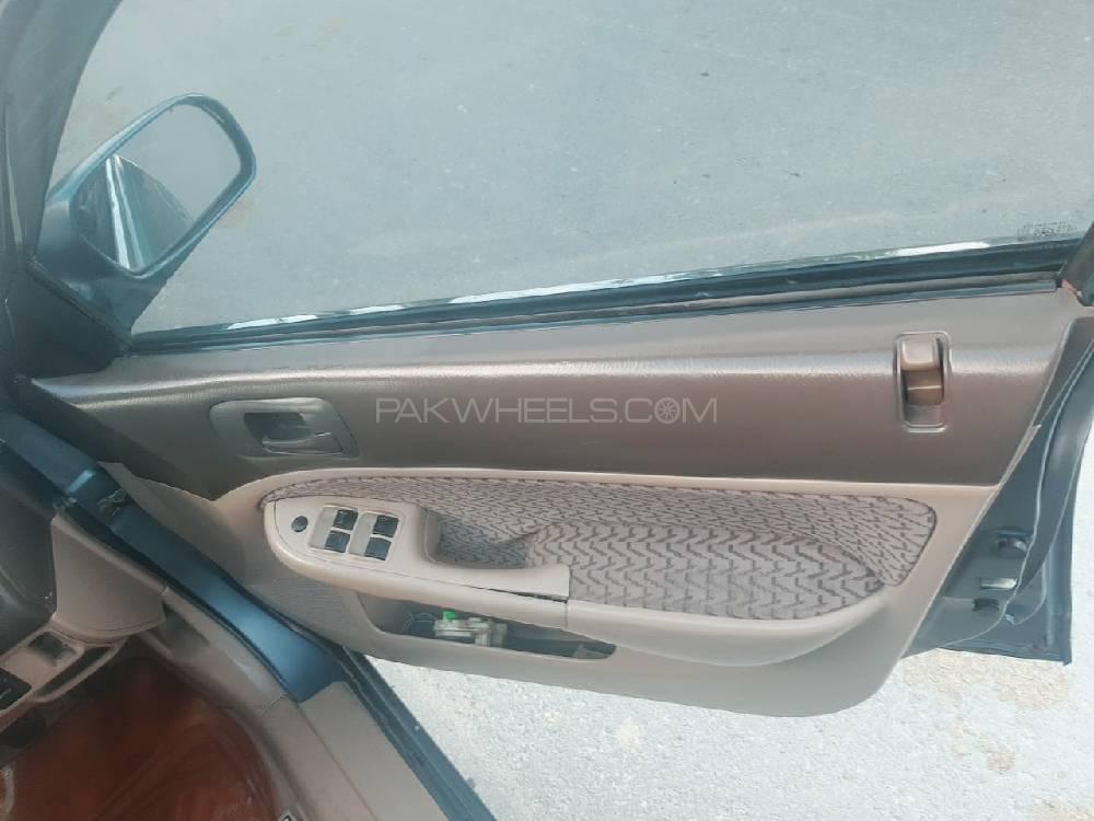 Honda Civic 2004 for Sale in Lahore Honda Civic 2004 for Sale in Lahore Image-14