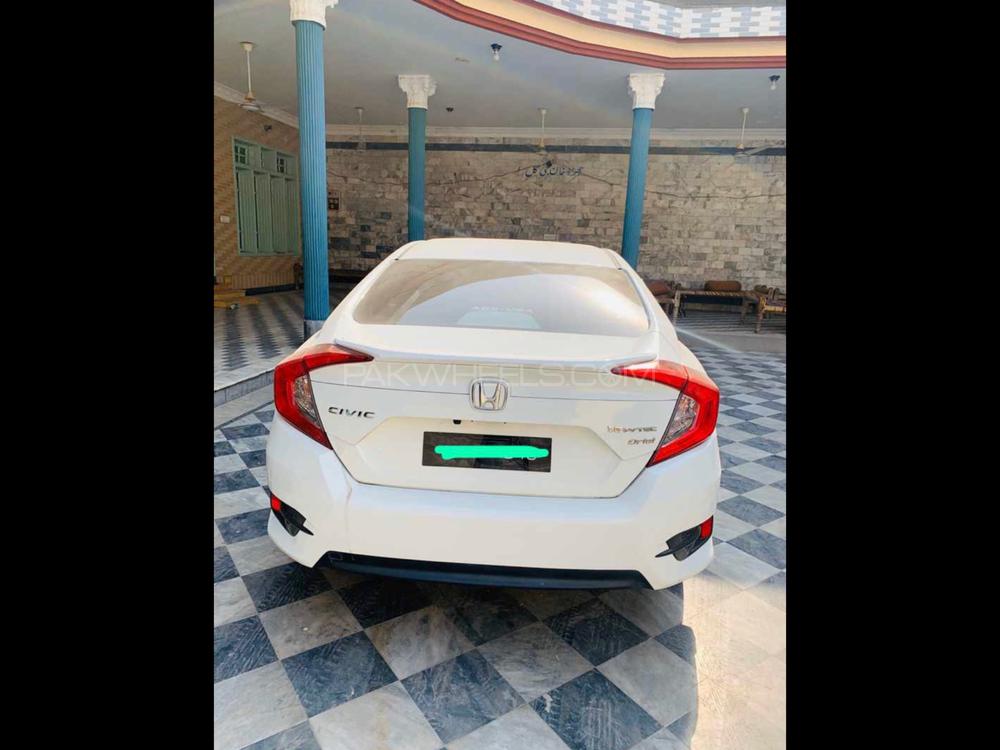 Honda Civic 2018 for Sale in Peshawar Honda Civic 2018 for Sale in Peshawar Image-2